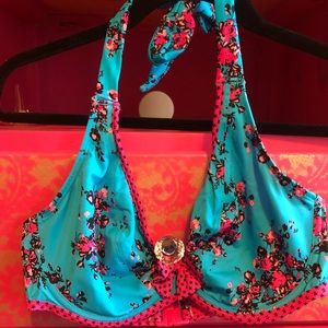 Bathing suit blowout! Size 34F blue and pink top.